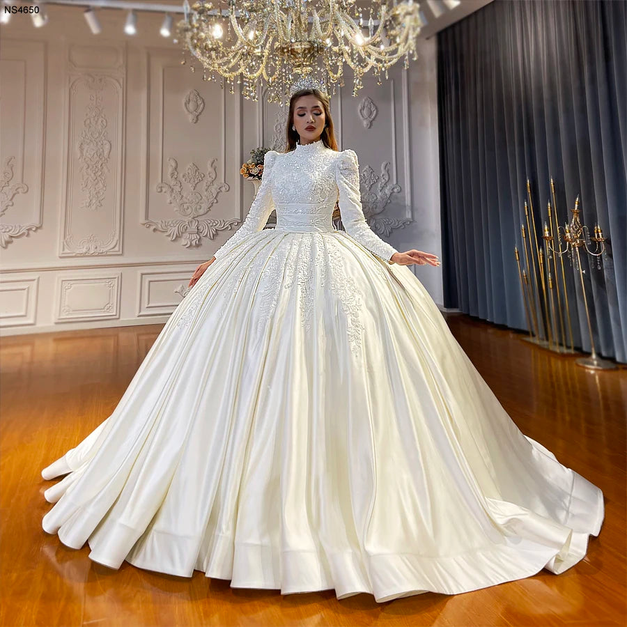 Elegant New Muslim Bride Wedding Dress Modest & Stylish Bridal Gown Elsi John Elegant New Muslim Bride Wedding Dress Modest & Stylish Bridal Gown Elsi John
