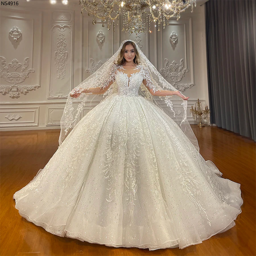 Elegant Off-White Wedding Gown New Stylish Bridal Dress, Ivory / 100cm / 2 Elegant Off-White Wedding Gown New Stylish Bridal Dress, Ivory / 100cm / 2