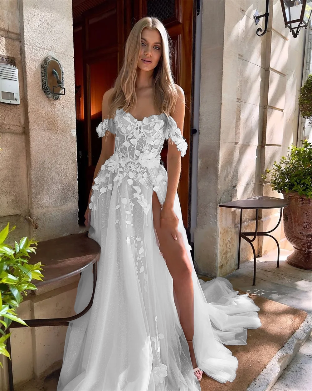Qanz High Split Wedding Dresses For Women Sleeves Sweetheart