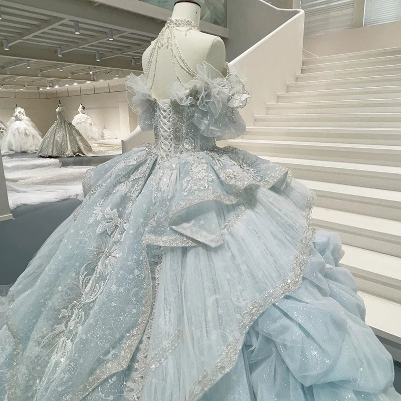 Luxury Lace Ball Gown Halter Wedding Dress Customized Embroidery