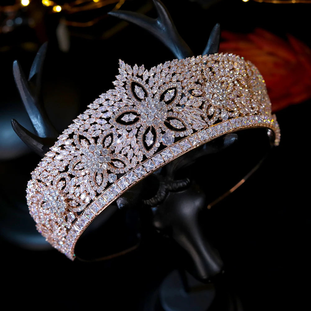 Rose Gold Bridal Tiara – Vintage Queen Headdress for Weddings