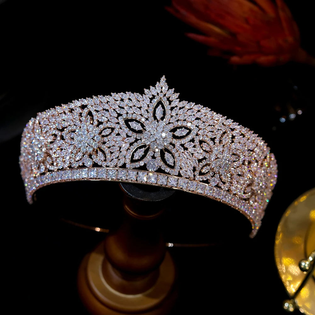 Rose Gold Bridal Tiara – Vintage Queen Headdress for Weddings