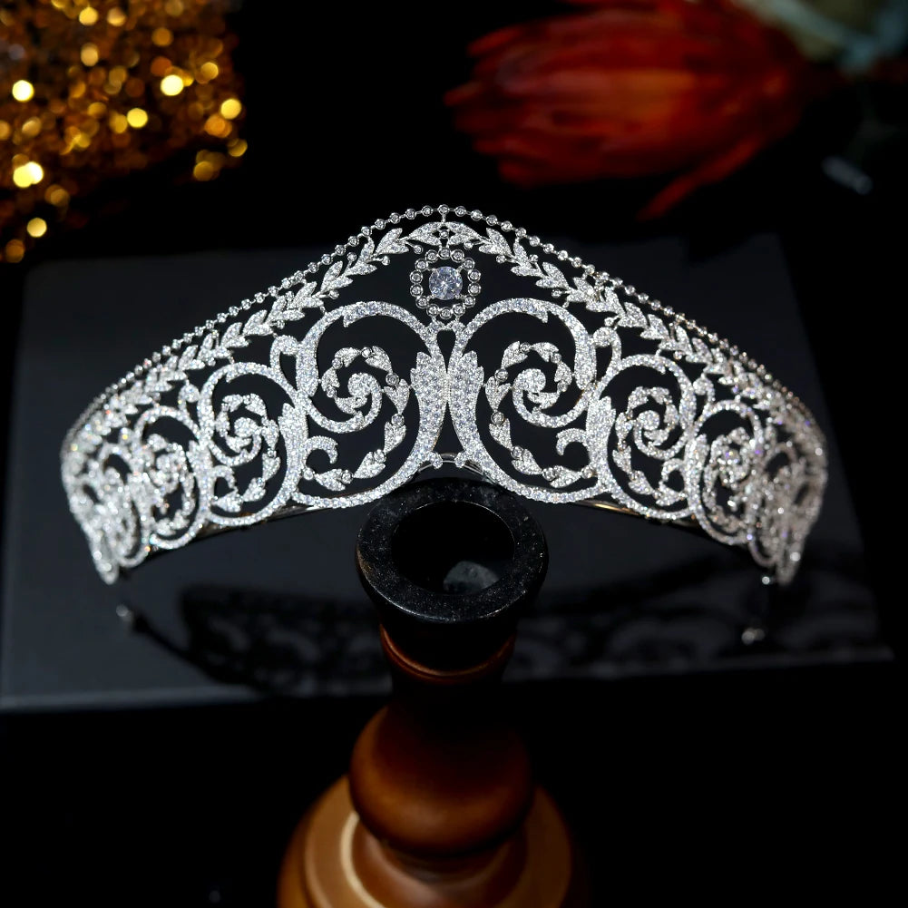 Luxury Bridal Queen Tiara – Crystal Headdress for Weddings & Pageants