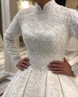Luxury Lace Bride Dress Beading Muslim Wedding Dress Long Sleeve Vintage O-Neck Wedding Gown