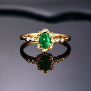 Emerald 0.48ct Oval Green 0.08ct diamonds 14k Gold Ring