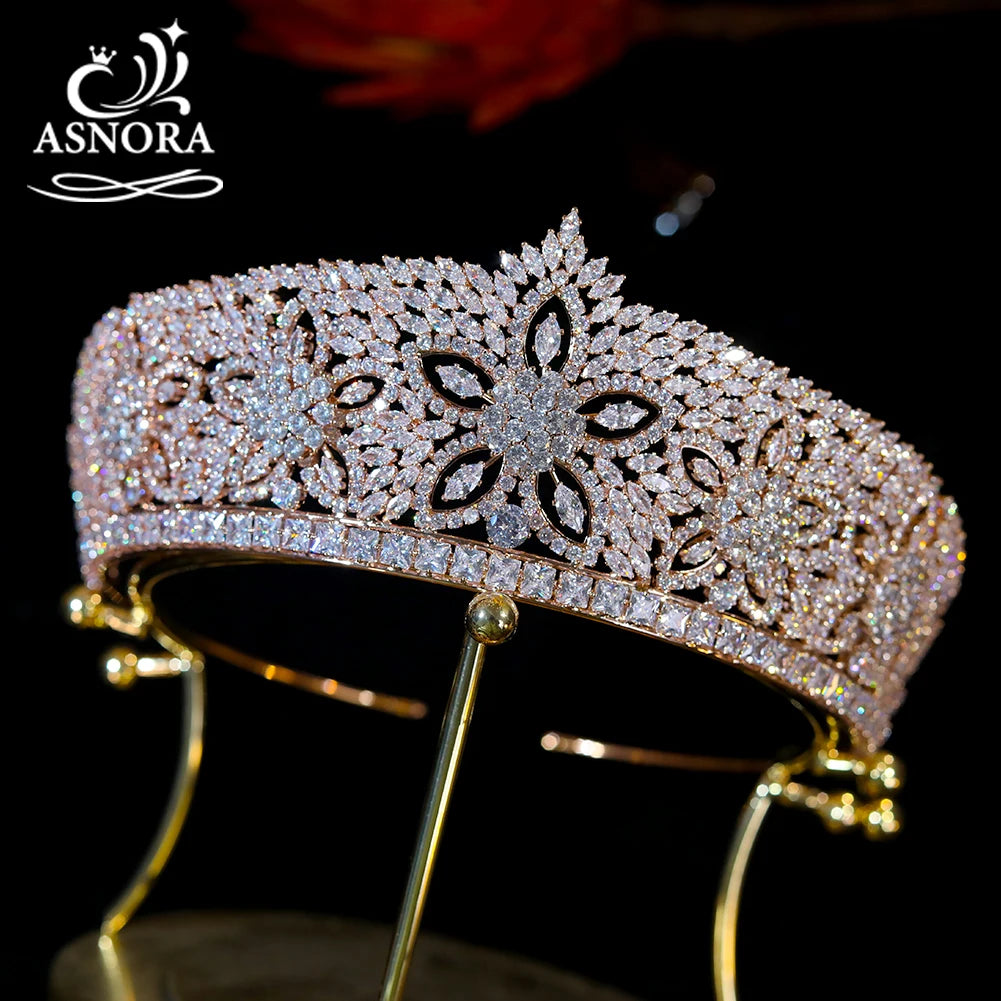 Rose Gold Bridal Tiara – Vintage Queen Headdress for Weddings