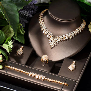 HIBRIDE Leaf CZ Jewelry Set in Gold