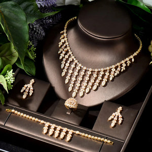 HIBRIDE Leaf CZ Jewelry Set in Gold