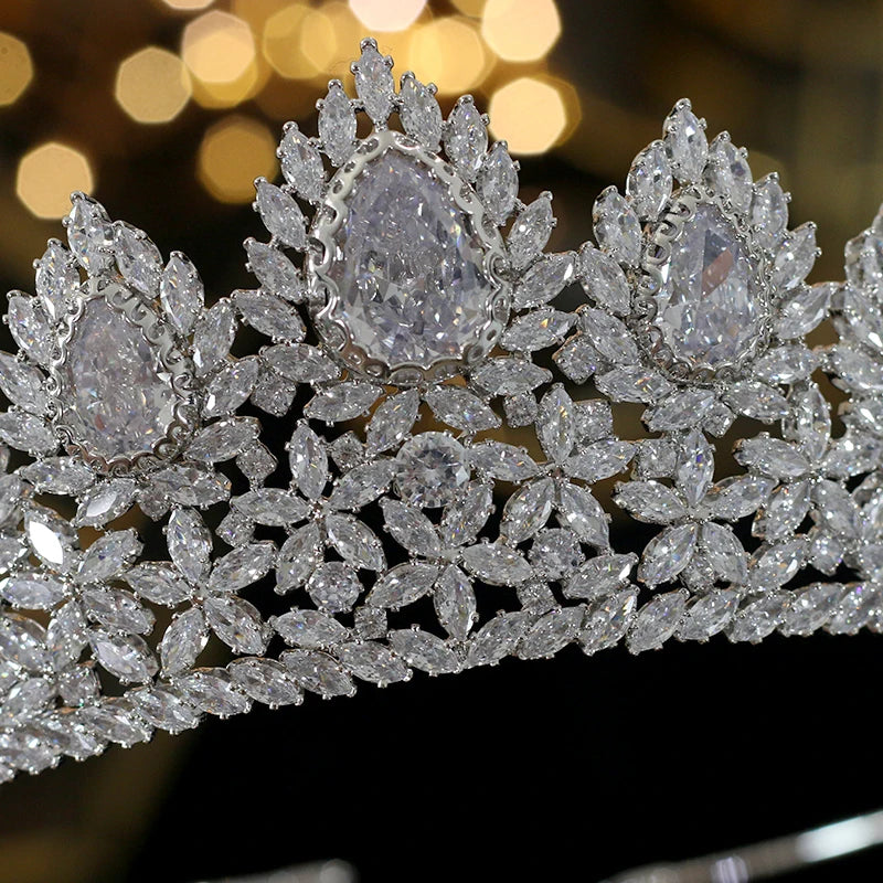 Luxury Crystal Tiara Crown – Wedding & Party Hair Accessory