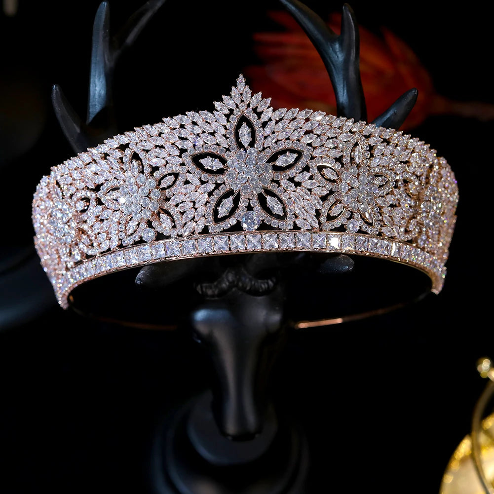 Rose Gold Bridal Tiara – Vintage Queen Headdress for Weddings