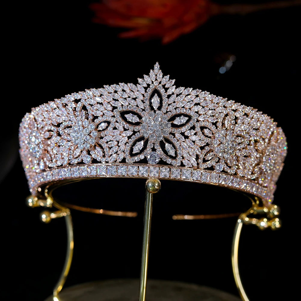 Rose Gold Bridal Tiara – Vintage Queen Headdress for Weddings