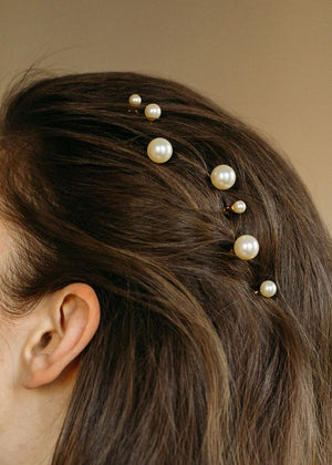 Elegant Pearl Bridal Hairpins and Bridal Accessories