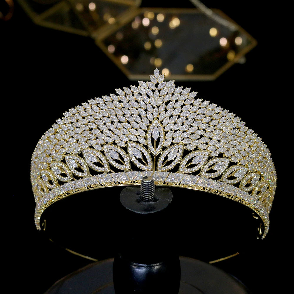 Luxury Gold Crystal Tiara – Bridal Crown & Wedding Headdress