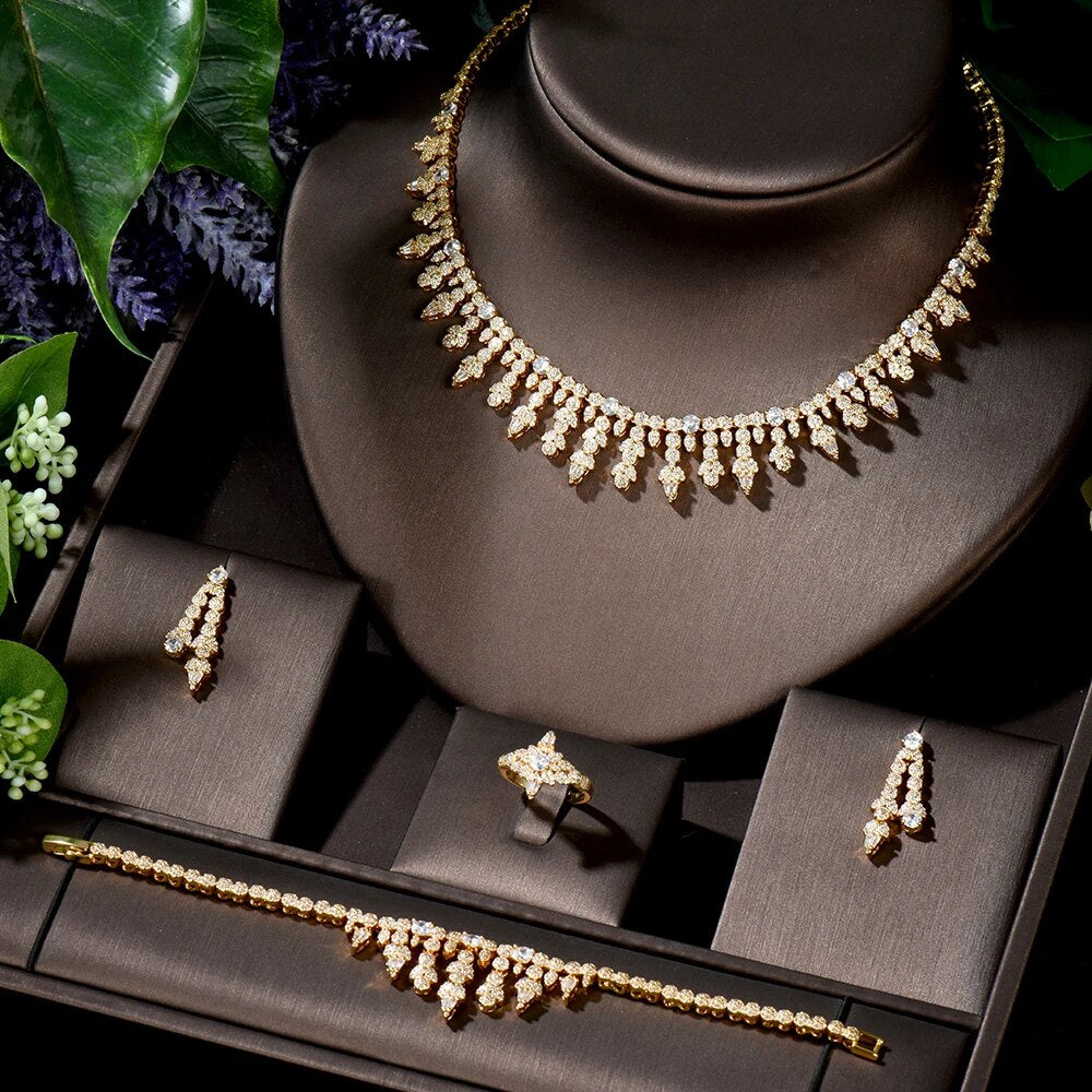 Elegant Gold Bridal Necklace Set