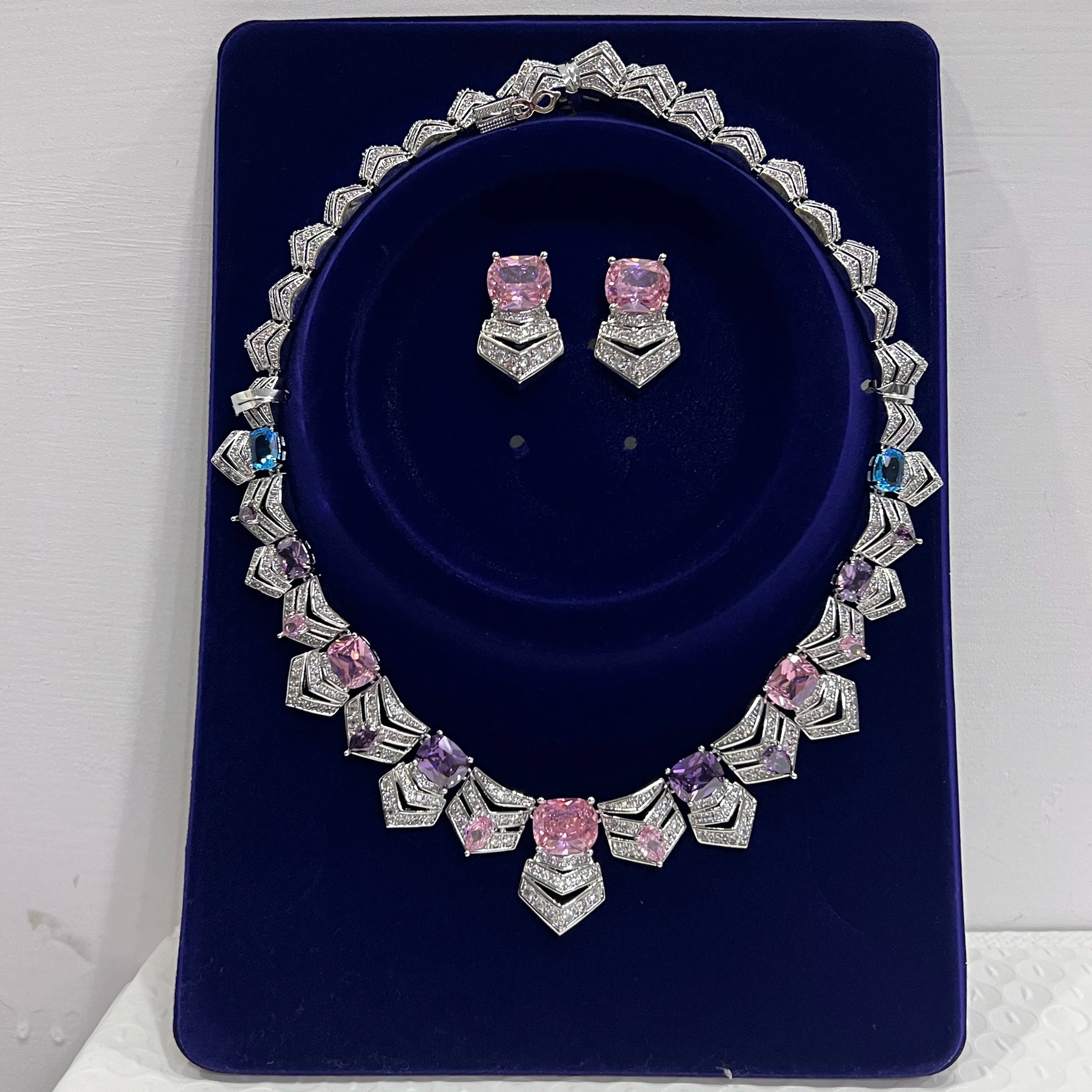 Luxury Pearl Wedding Jewelry Set – Elegant Round Necklace for Brides & Bridesmaids