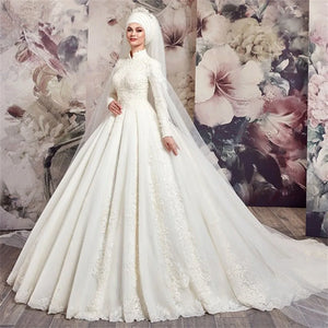Luxury Muslim A-Line Long Sleeve High Neck Tulle Lace Applique Beading Wedding Dress