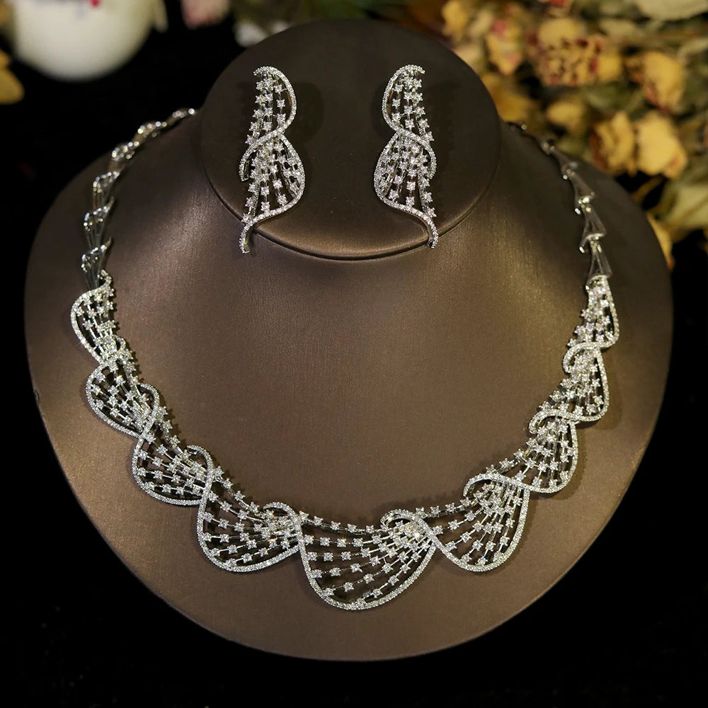 Dubai Bride Luxury CZ Jewelry Set – Circular Necklace & Earrings