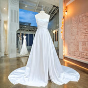 Sweetheart Neck Satin A-Line Wedding Dress with Skirt Slit and Zipper Back