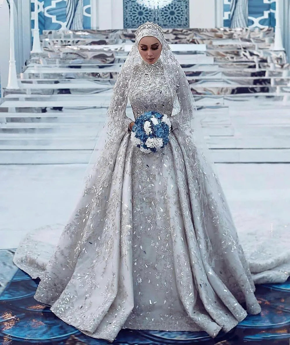 Grey long sleeve wedding dress discount