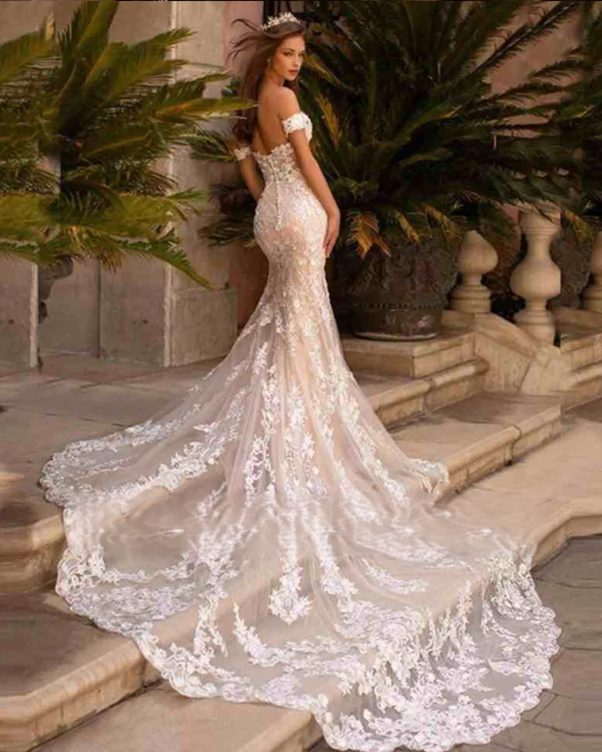 Sweetheart Neck Mermaid Wedding Dress with Appliques Pearls & 3D Flowers