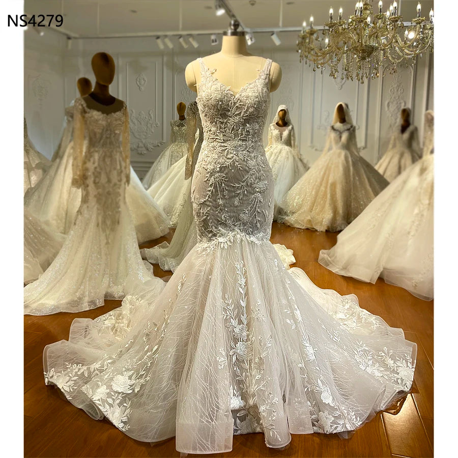 Romantic Straps Mermaid Bridal Gown with Sweetheart Neckline and Flowing Chapel Train