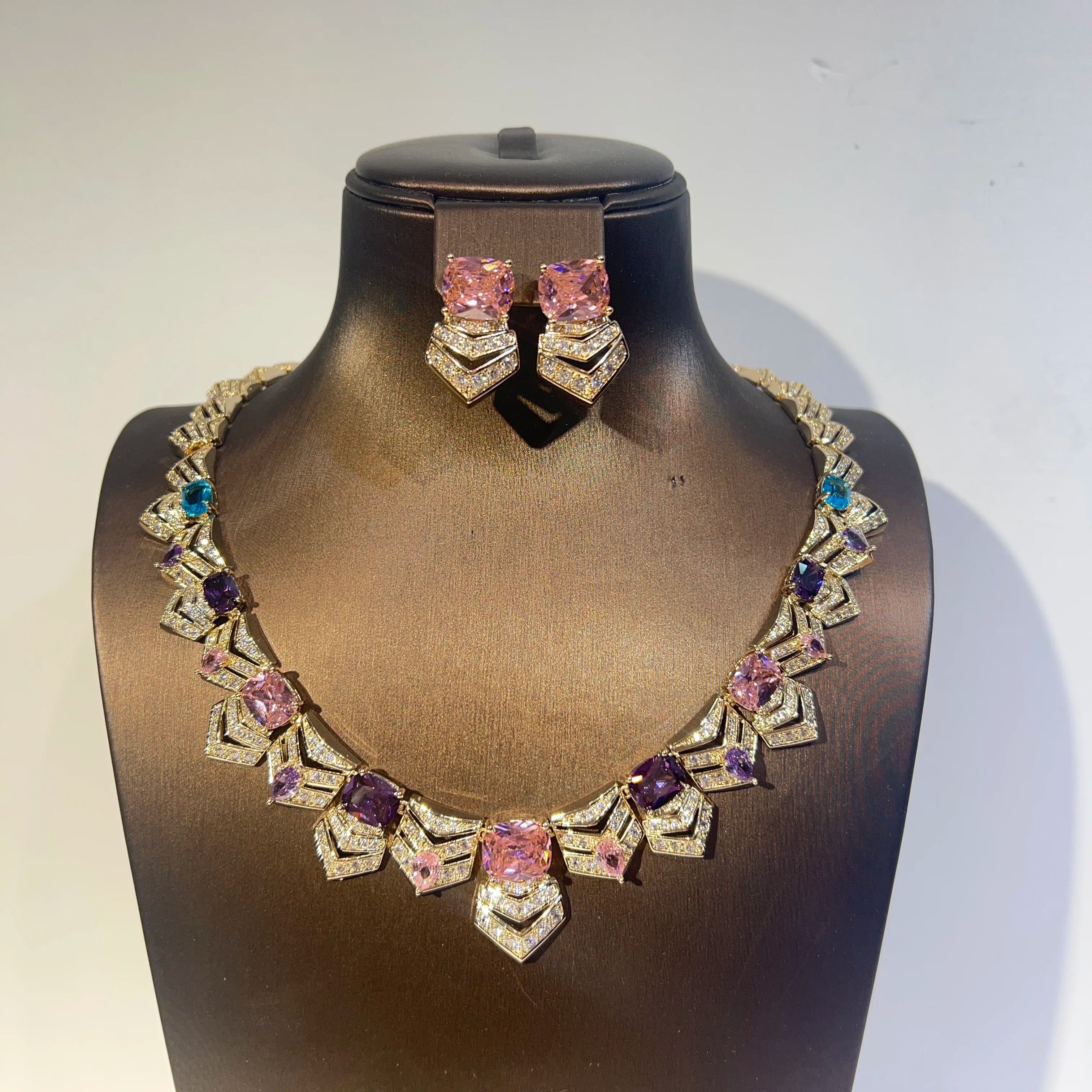 Luxury Pearl Wedding Jewelry Set – Elegant Round Necklace for Brides & Bridesmaids