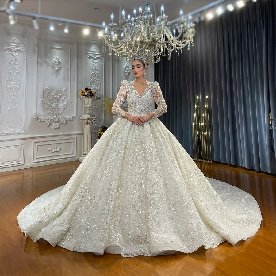 Lace Appliquéd Beaded Wedding Dress Long Sleeve Luxury Ball Gown for Brides