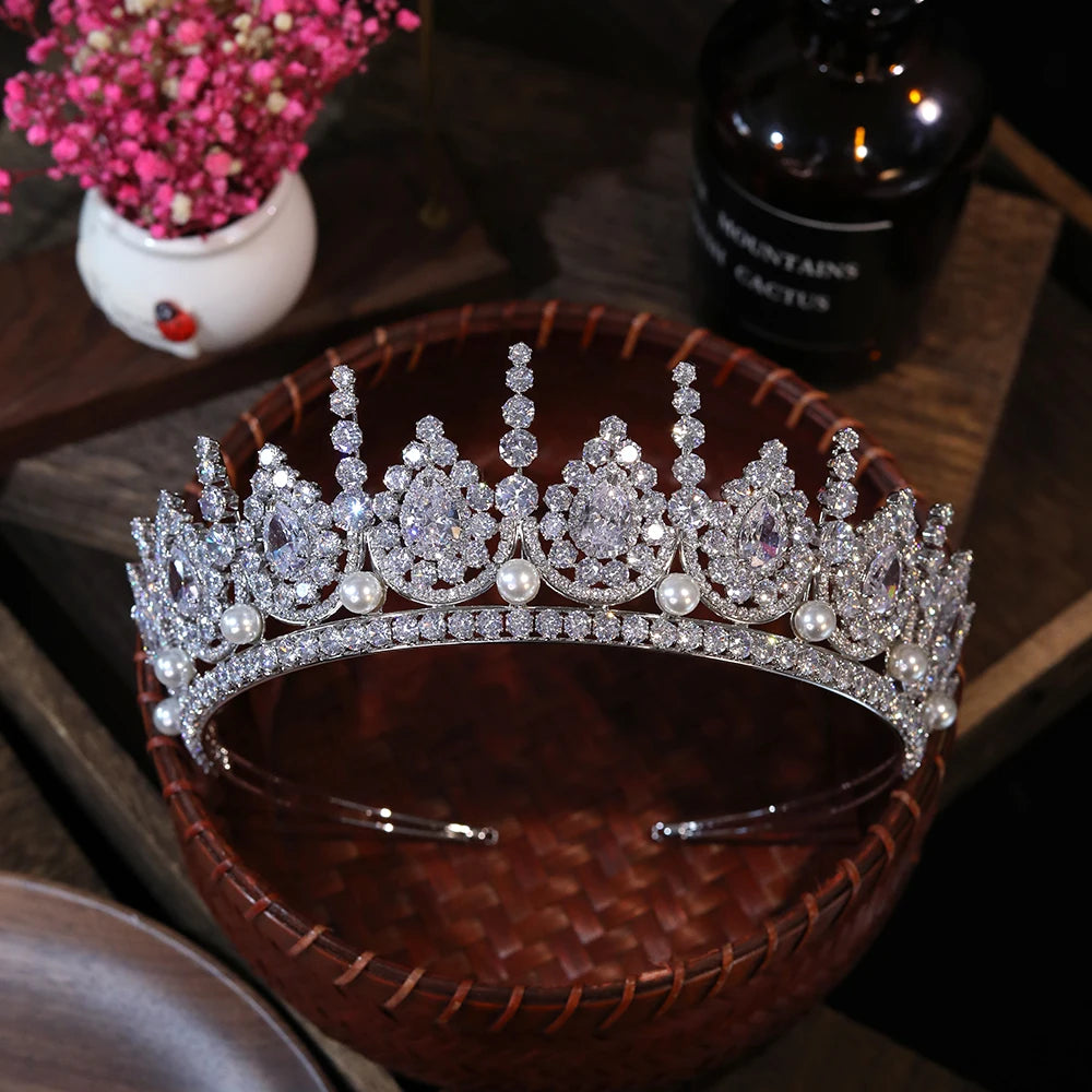Luxury Zirconia Pearl Tiara for Women – Wedding & Party Crown