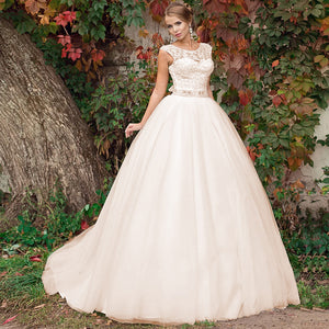 Princess Ball Gown Wedding Dress Ivory Tulle Lace Up Back Luxury Bride Gown
