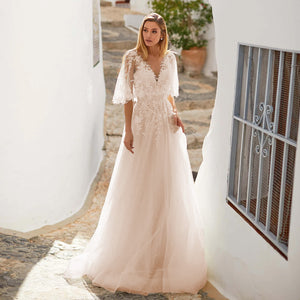 Half Flare Sleeve Lace Vintage A-Line Wedding Dress Elegant V Neck Appliques Court Train Bride Gown