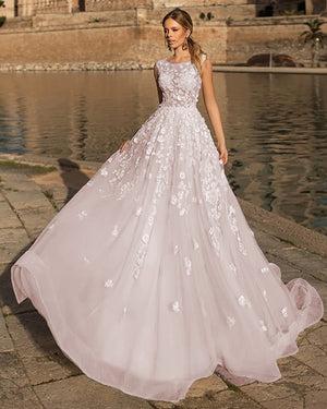 Elegant Beach Wedding Dress Simple Off Shoulder Backless Bridal Dress
