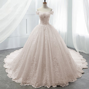 Sexy Boat Neck Lace A-Line Wedding Dress Luxury Appliques Beaded Chapel Train Princess Bridal Gown