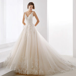 Sweetheart A-Line Wedding Dresses Sexy Backless Appliques Beaded Court Train Tulle Bride Gown
