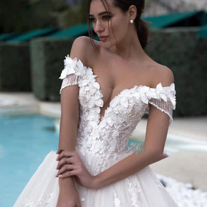 Sexy Illusion Boat Neck Tassel Sleeve A-Line Wedding Dresses Beaded Chapel Train Vintage Bridal Gown