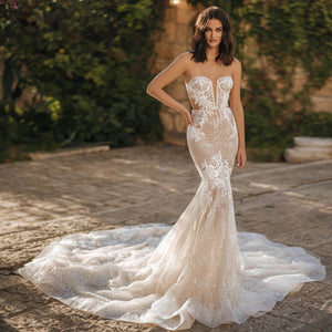 Sexy Illusion Strapless Lace Mermaid Wedding Dress Exquisite Bridal Gown