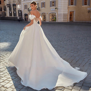 Sexy Backless Boat Neck Matte Satin A-Line Vintage Wedding Dress Beaded Court Train