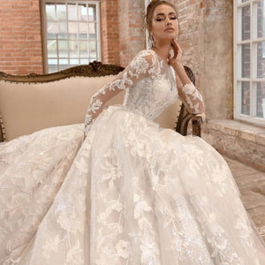 Luxury Long Sleeve Lace A-Line Wedding Dress Luxury Scoop Neck Beaded Court Train