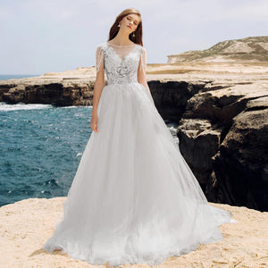 A-Line Beach Wedding Dresses O-Neck Tassel Sleeveless Court Train Bridal Gown
