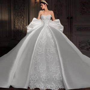 Sweetheart Neck Satin Wedding Dress with Big Bow Exquisite Bridal Dress