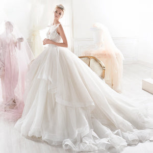 A-Line Sleeveless Wedding Dress V Neck Spaghetti Straps Beaded Ruffles Bride Gown
