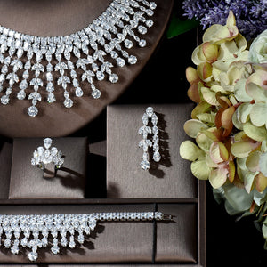 Elegant Bridal Wedding Necklace Set