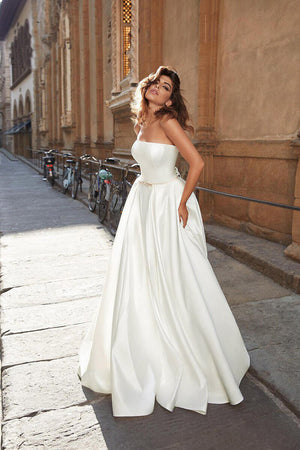 Minimalist Satin A Line Wedding Dress with Square Neck and Short