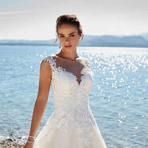 A-Line Luxury Sleeveless Wedding Dresses Floor Length Wedding Dress
